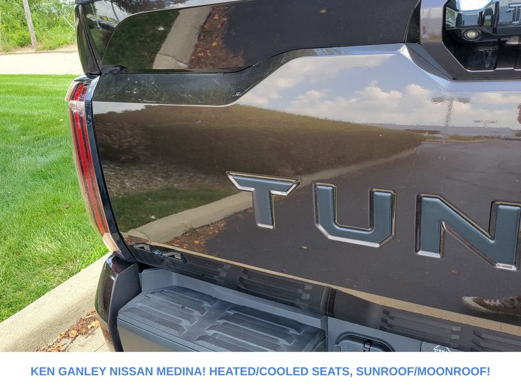 Used 2025 Toyota Tundra Limited AWD/4WD image 18
