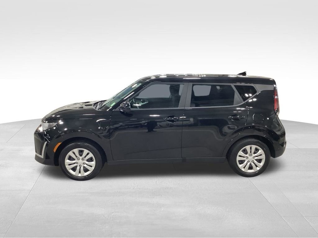 Certified 2023 Kia Soul LX FWD image 10