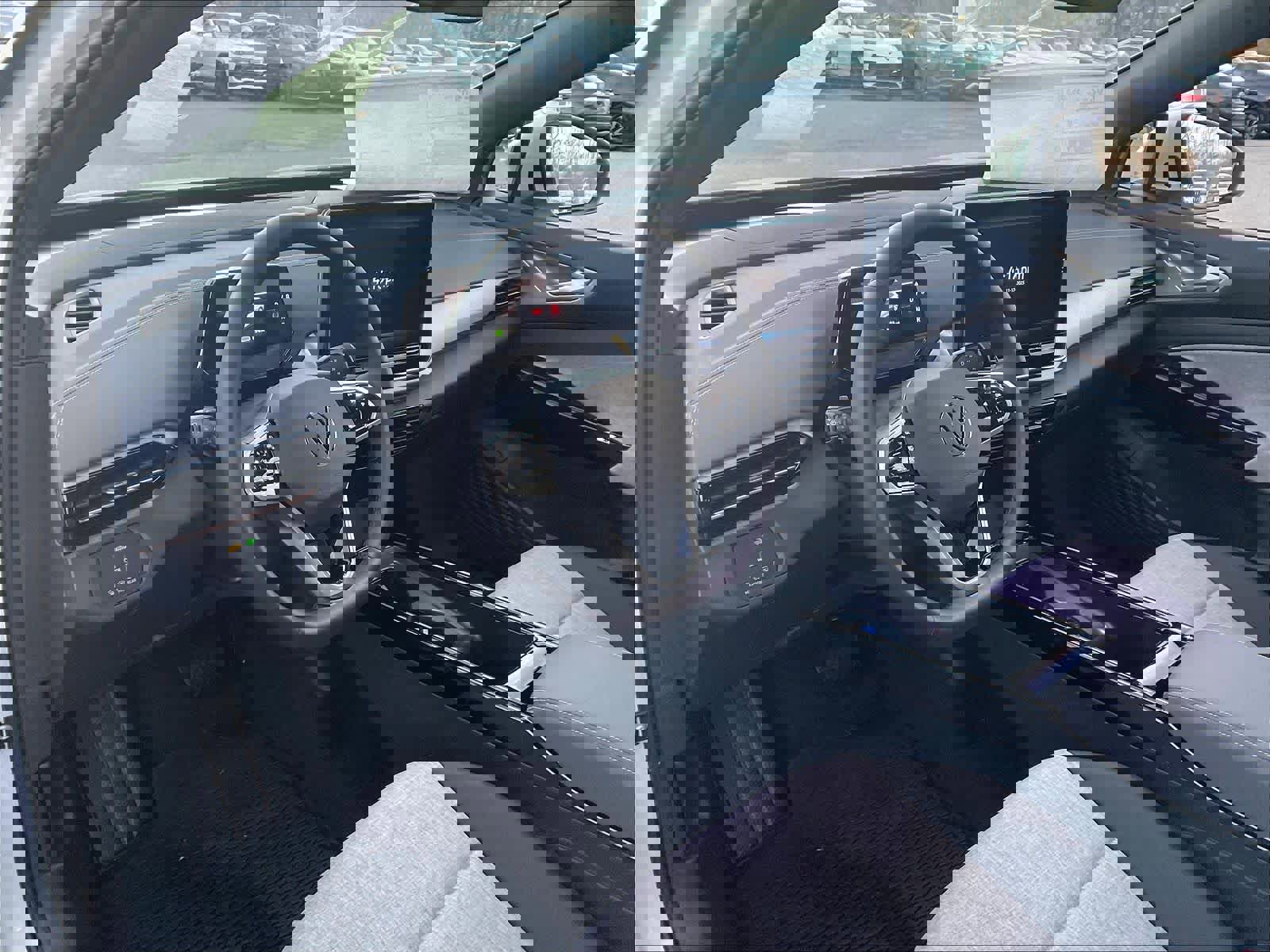 New 2025 Volkswagen ID.4 Pro image 9