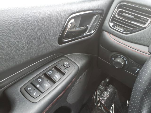 Used 2025 Dodge Durango GT image 21