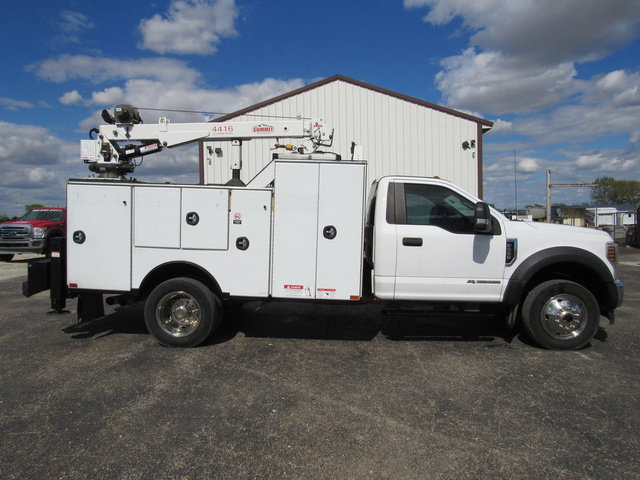 Used 2019 Ford F550 4x4 Regular Cab Super Duty image 2