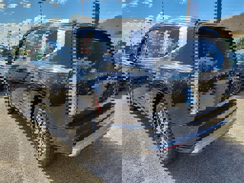 New 2026 Hyundai Ioniq 9 SEL image 7