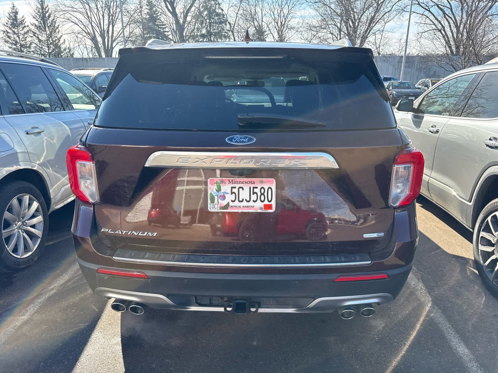 Used 2020 Ford Explorer Platinum image 3