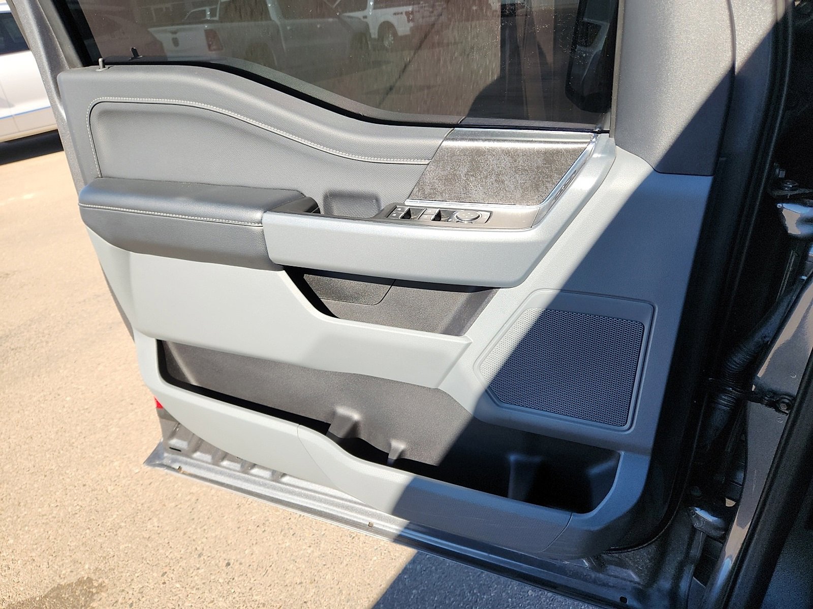 Used 2023 Ford F150 XLT w/ Equipment Group 302A High image 15