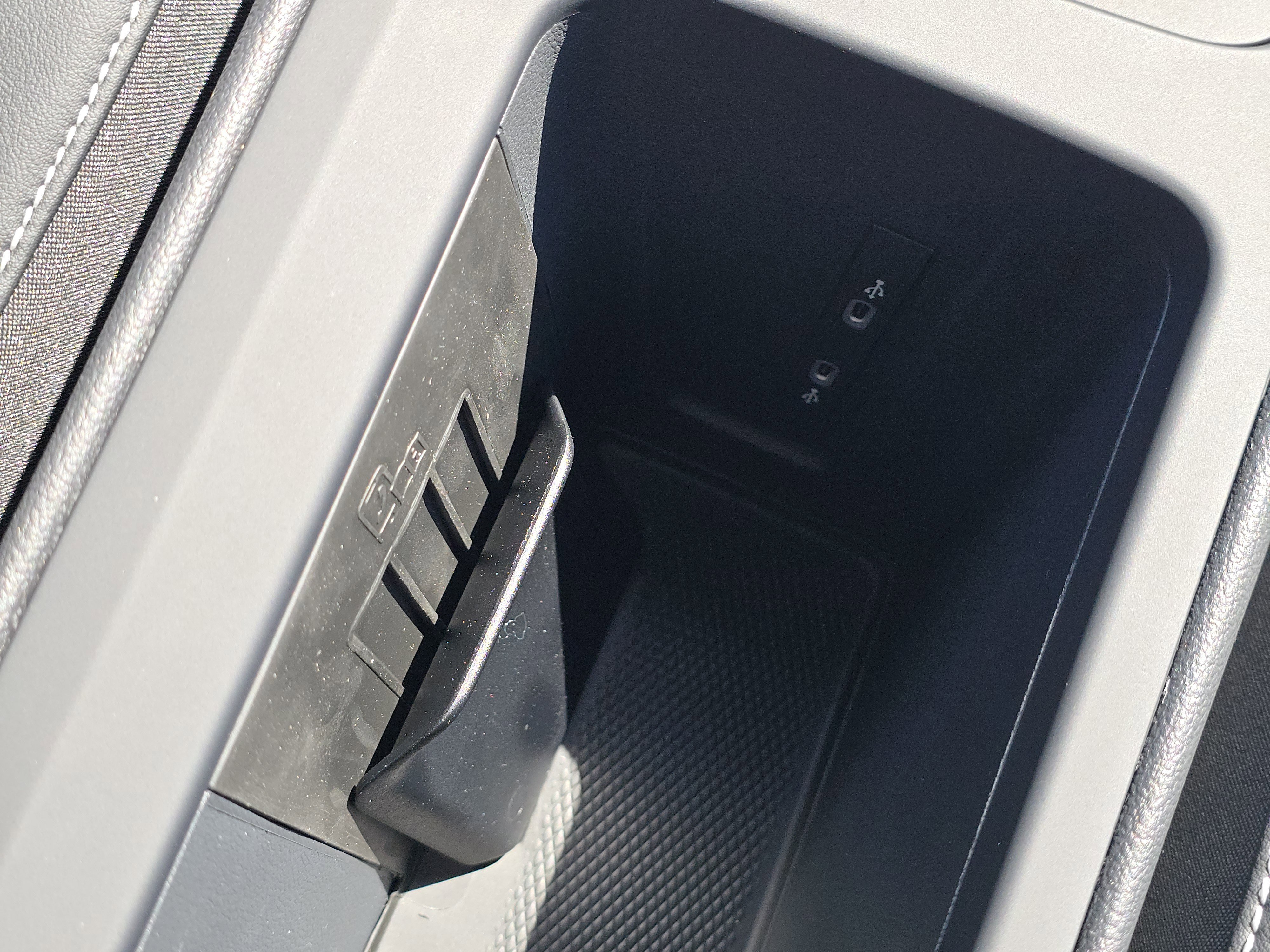 New 2026 Volkswagen Tiguan SE image 25