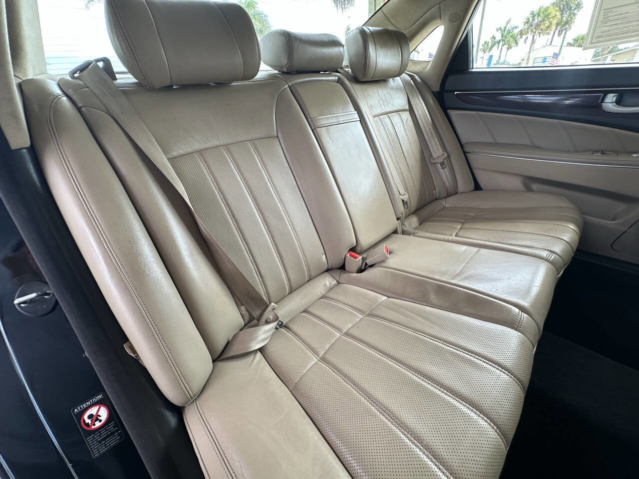 Used 2012 Hyundai Equus Signature RWD image 16