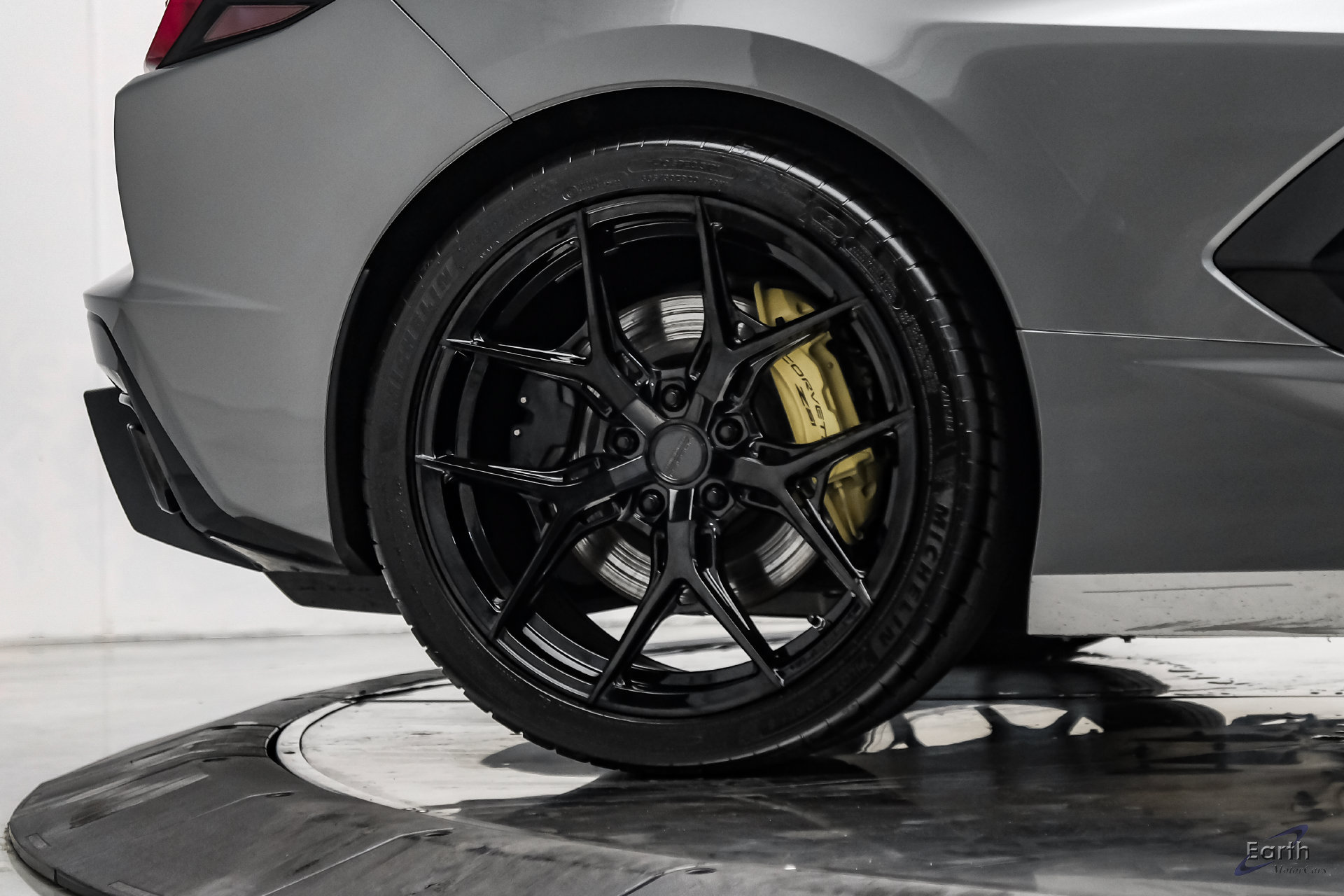 Used 2023 Chevrolet Corvette Stingray Preferred Cpe w/ Z51 Performance Package RWD image 97
