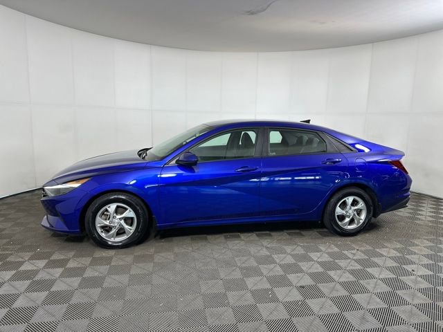 Certified 2023 Hyundai Elantra SE image 6
