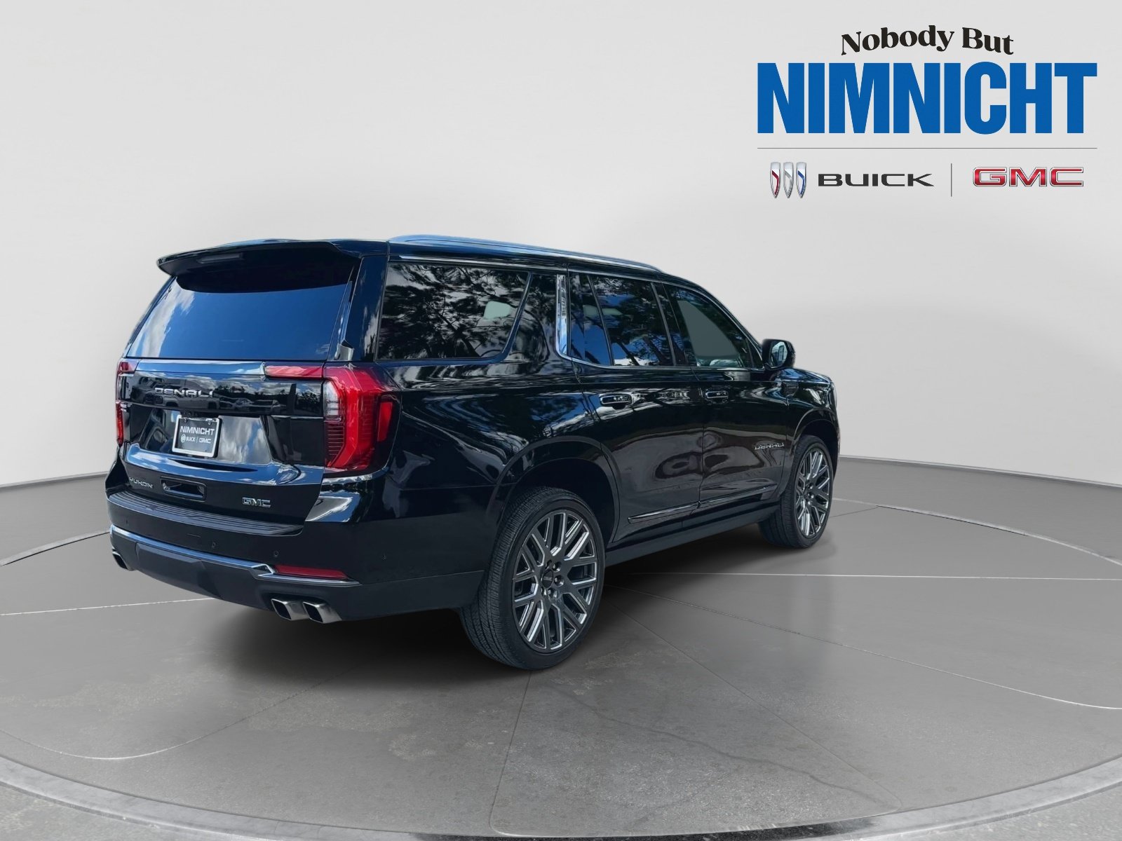 Certified 2025 GMC Yukon Denali Ultimate AWD/4WD image 8