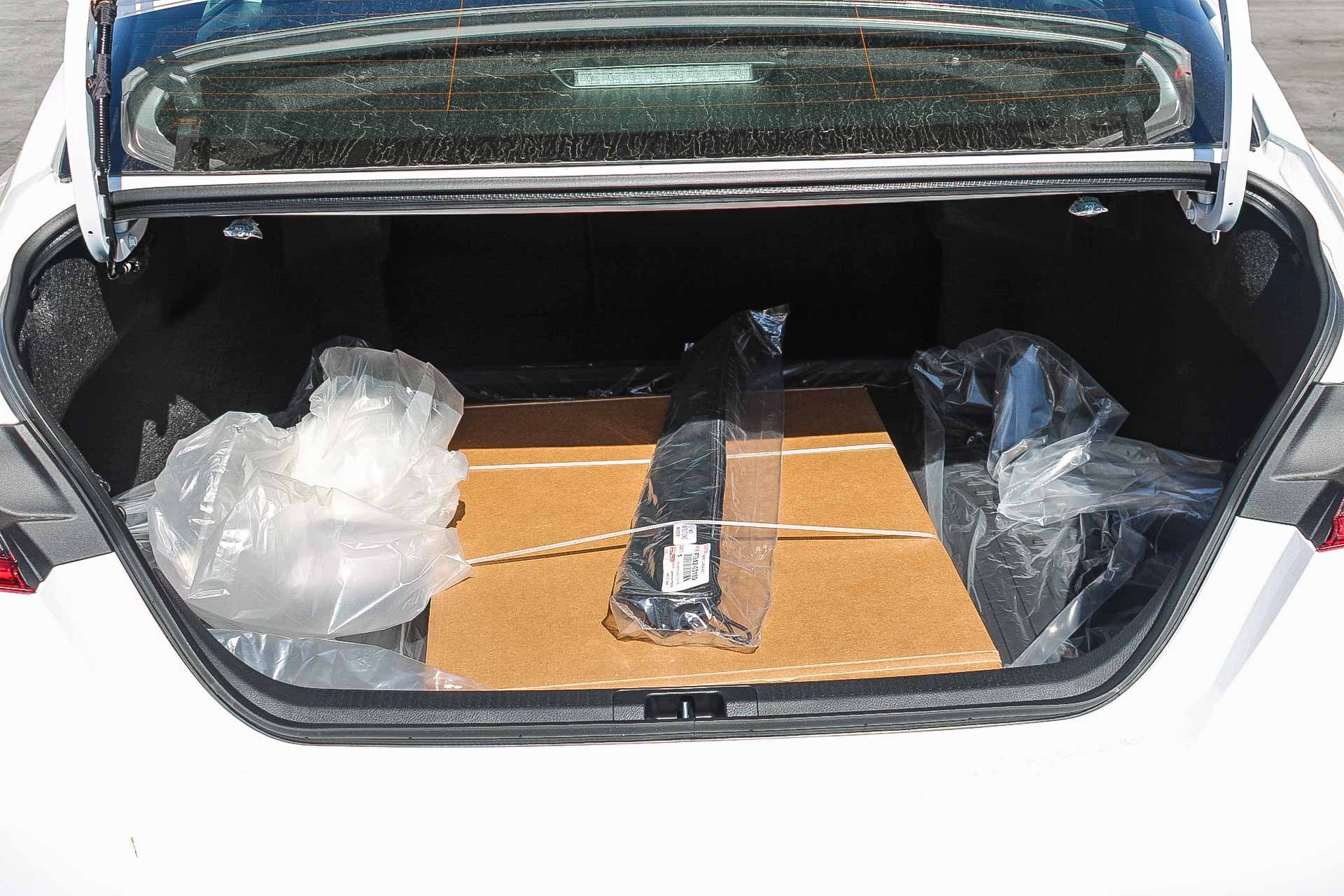 New 2026 Toyota Camry SE w/ Convenience Package FWD image 13