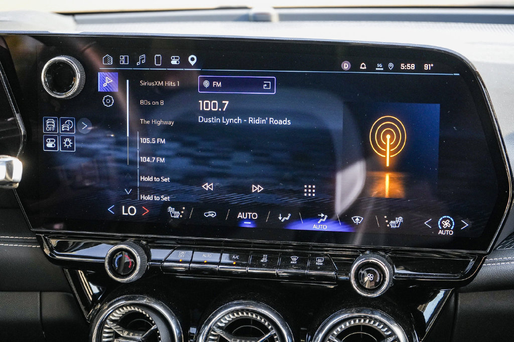 New 2025 Chevrolet Blazer EV LT FWD image 12