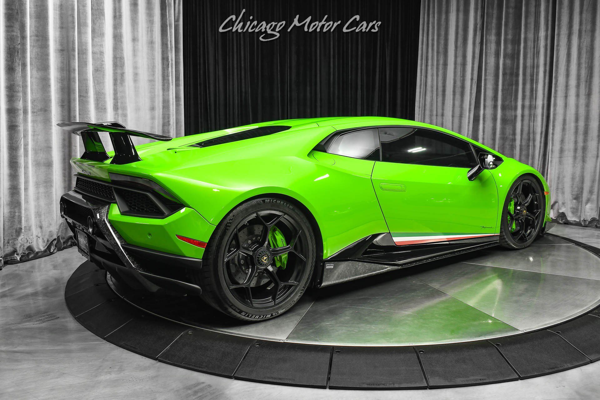 Used 2018 Lamborghini Huracan Performante image 5