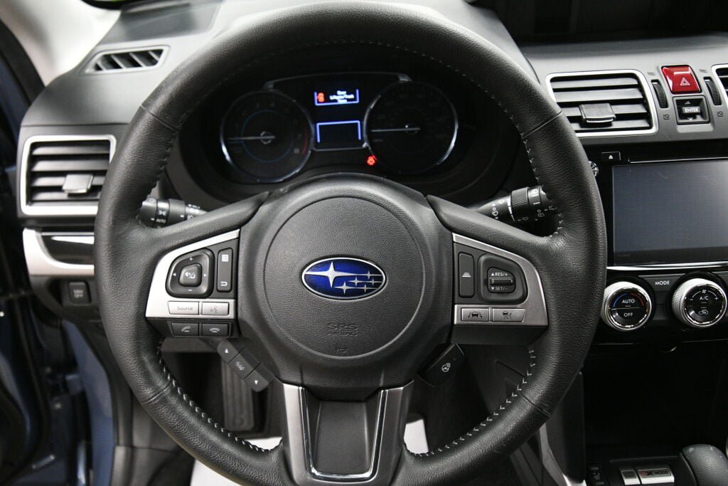 Used 2018 Subaru Forester 2.5i Touring w/ 50th Anniversary Edition AWD/4WD image 13