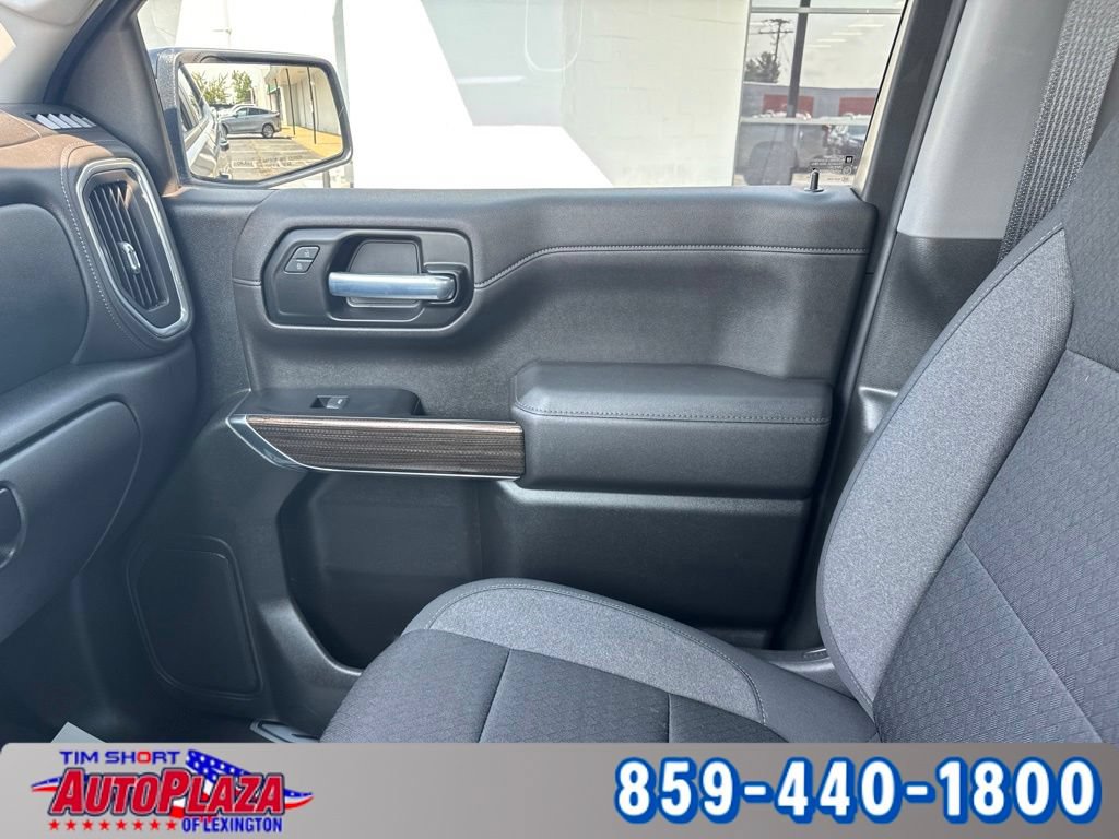 Used 2022 Chevrolet Silverado 1500 LT Trail Boss w/ Safety Package AWD/4WD image 33