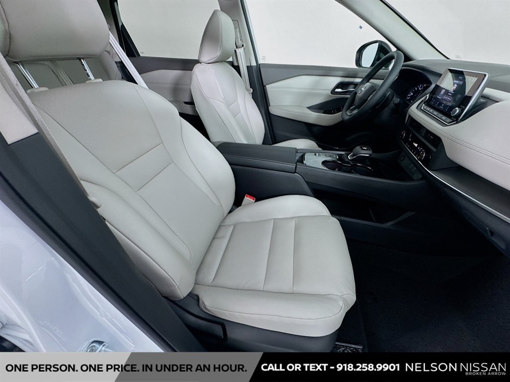 New 2026 Nissan Rogue Dark Armor FWD image 28
