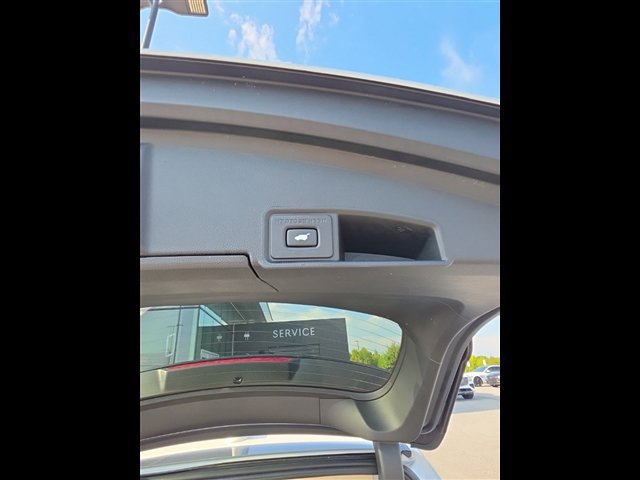 Used 2023 Acura RDX w/ Technology Package FWD image 31