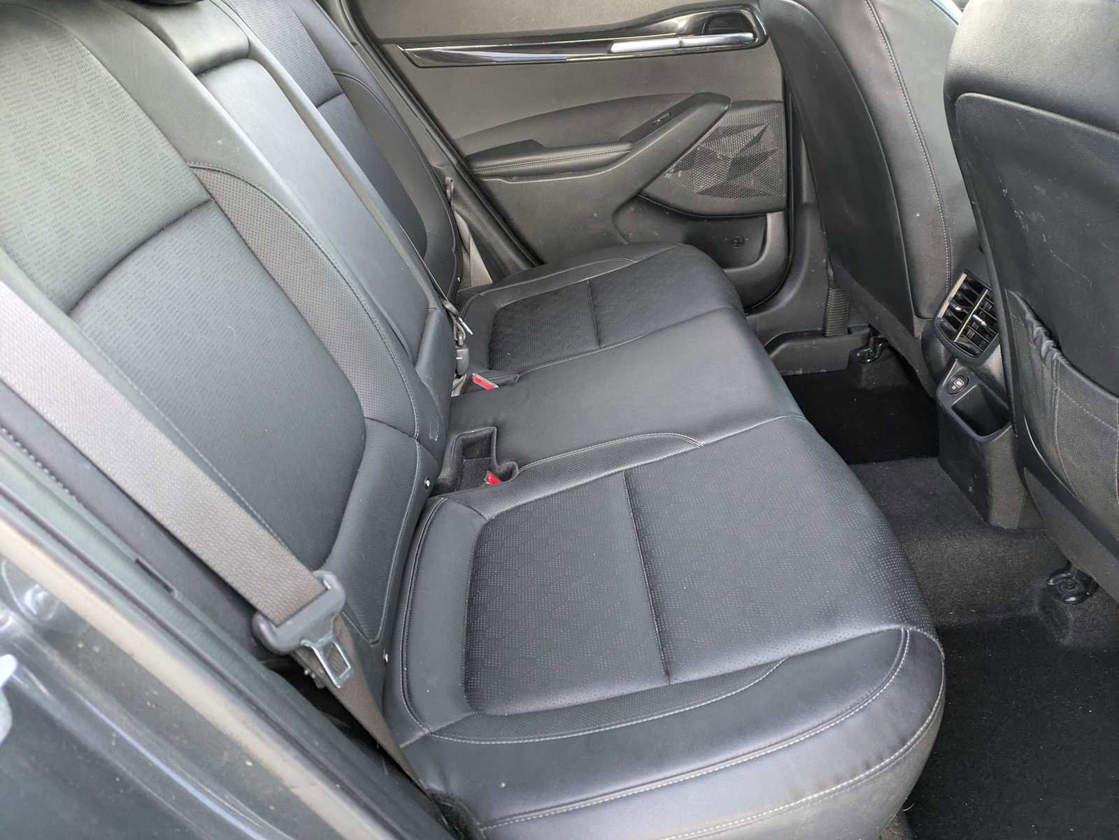 Used 2021 Kia Seltos EX image 20