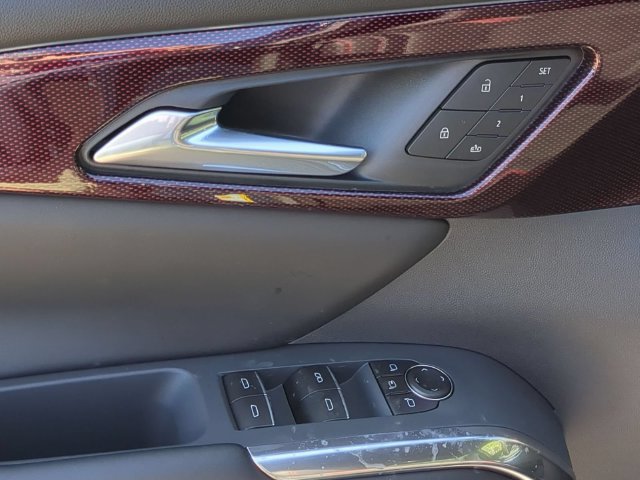 New 2027 Chevrolet Traverse RS AWD/4WD image 14