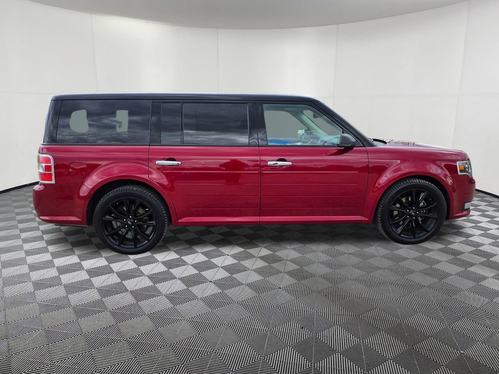 Used 2018 Ford Flex Limited w/ Equipment Group 303A AWD/4WD image 8