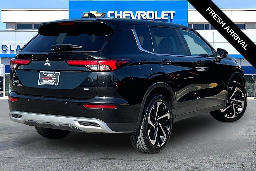 Used 2024 Mitsubishi Outlander SE FWD image 19