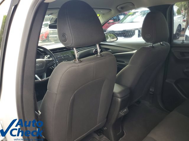 Used 2023 Chevrolet Bolt EUV LT w/ Comfort Package FWD image 12
