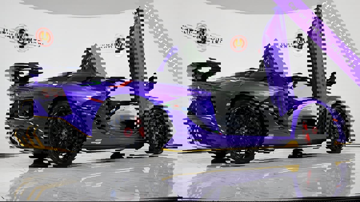 Used 2021 Lamborghini Aventador SVJ image 11