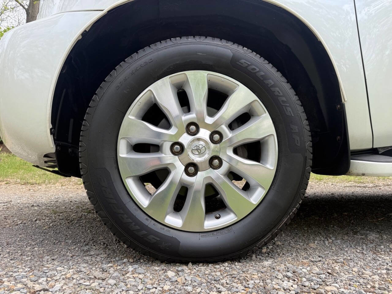 Used 2012 Toyota Sequoia Platinum AWD/4WD image 38