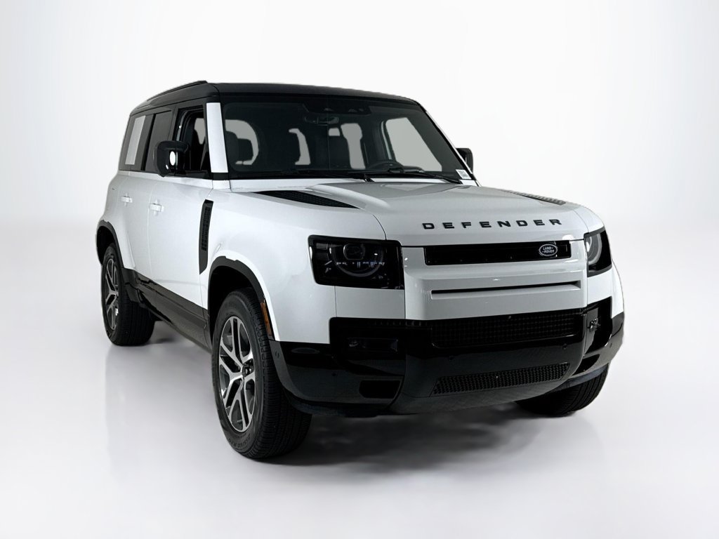 Used 2026 Land Rover Defender 110 X-Dynamic SE AWD/4WD image 7