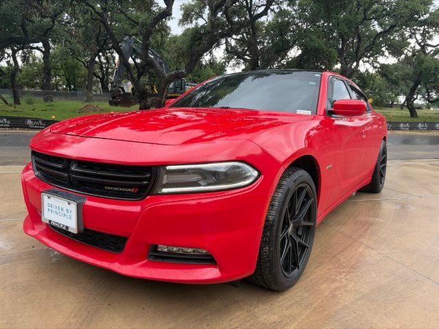 Used 2016 Dodge Charger R/T w/ Plus Group RWD image 2