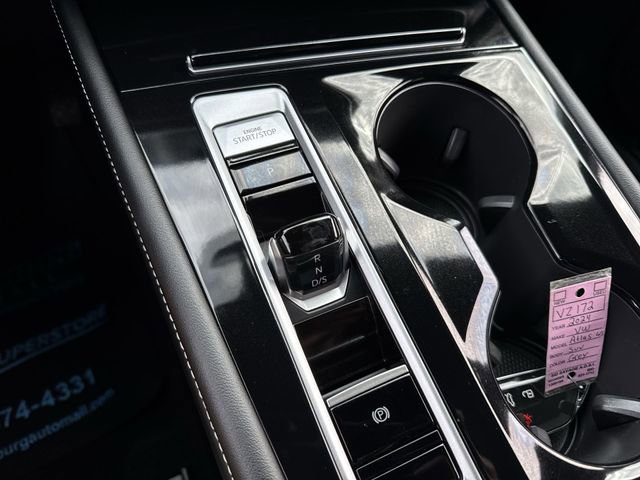 Certified 2024 Volkswagen Atlas Cross Sport SE w/ Black Wheel Package image 15