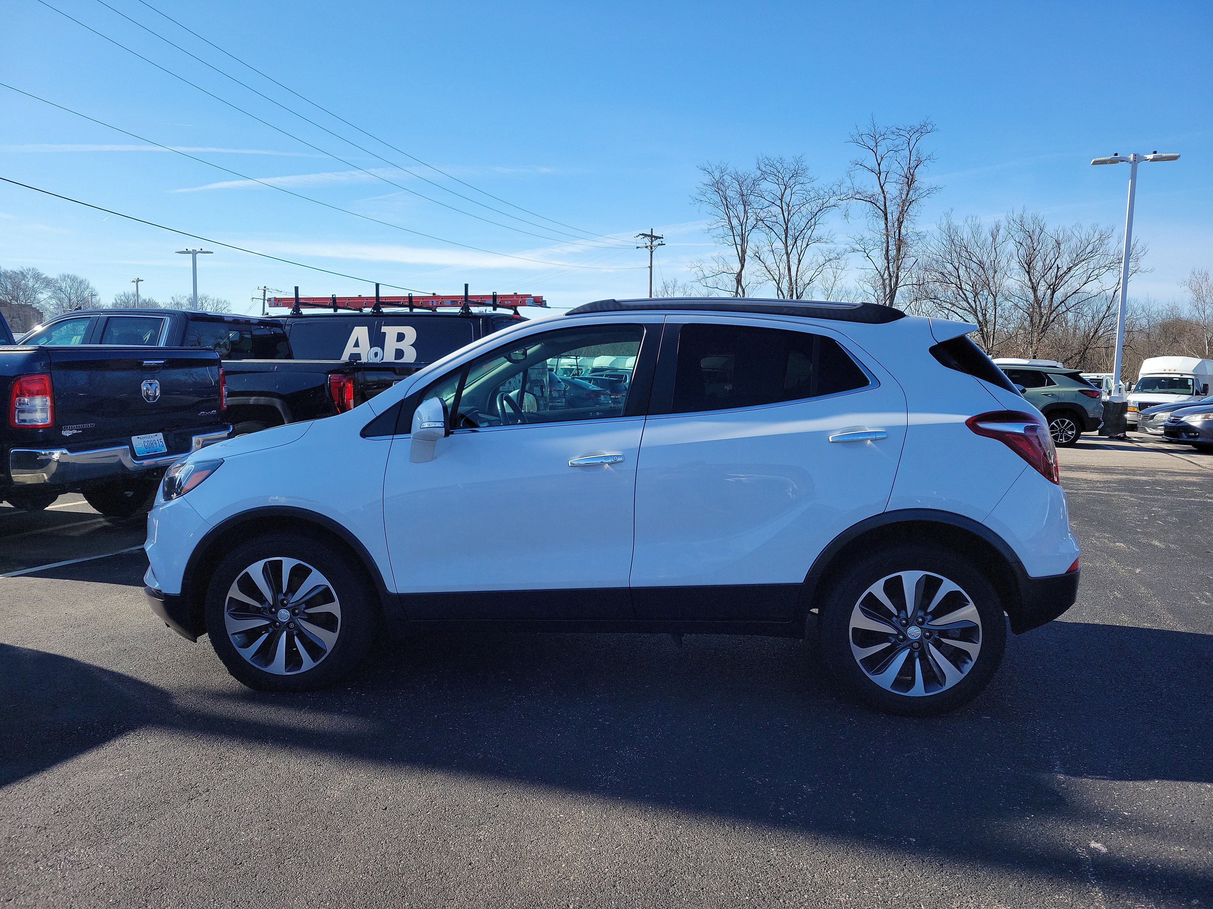 Used 2017 Buick Encore Preferred image 8