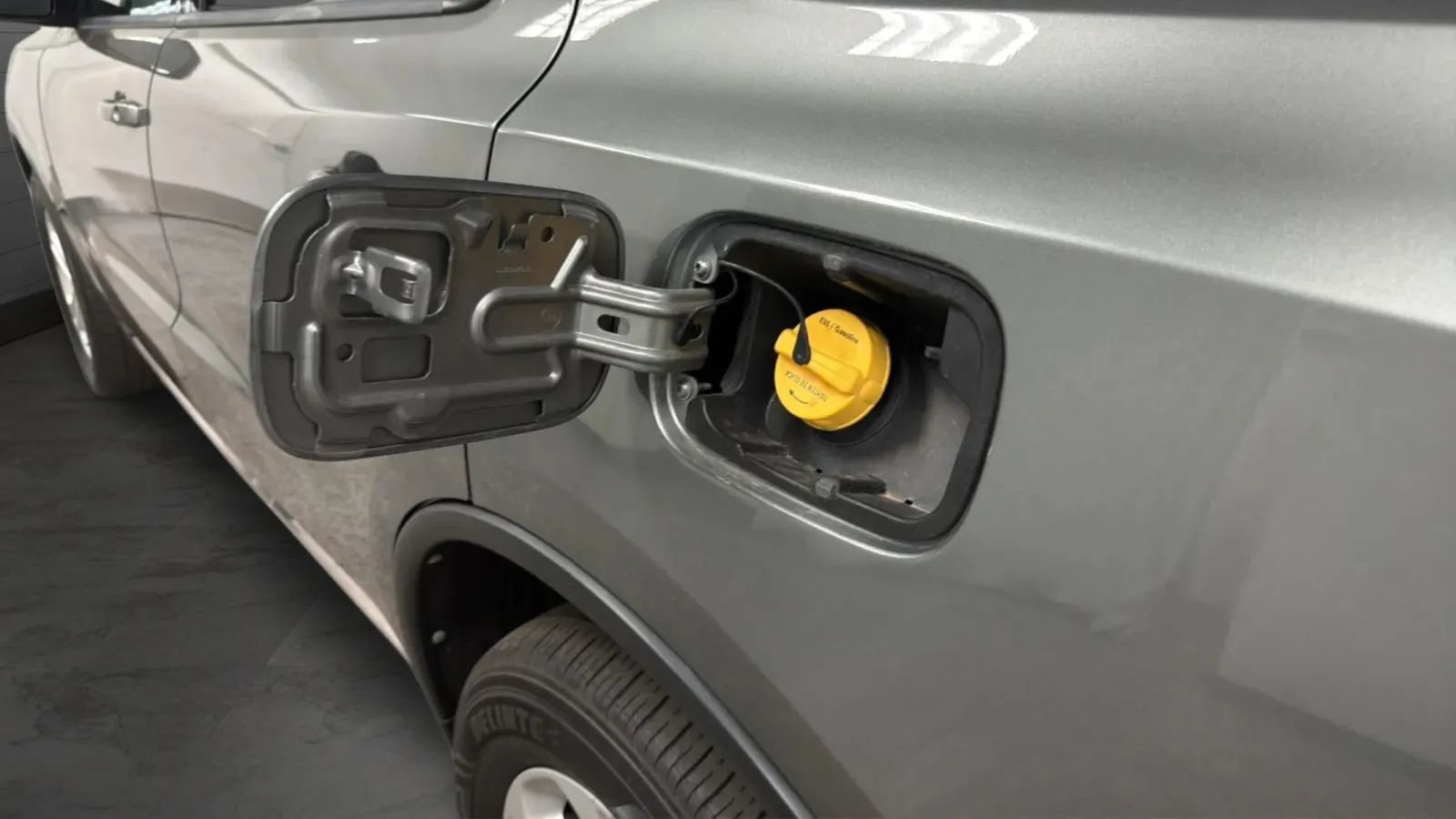 Used 2012 Dodge Durango SXT RWD image 21