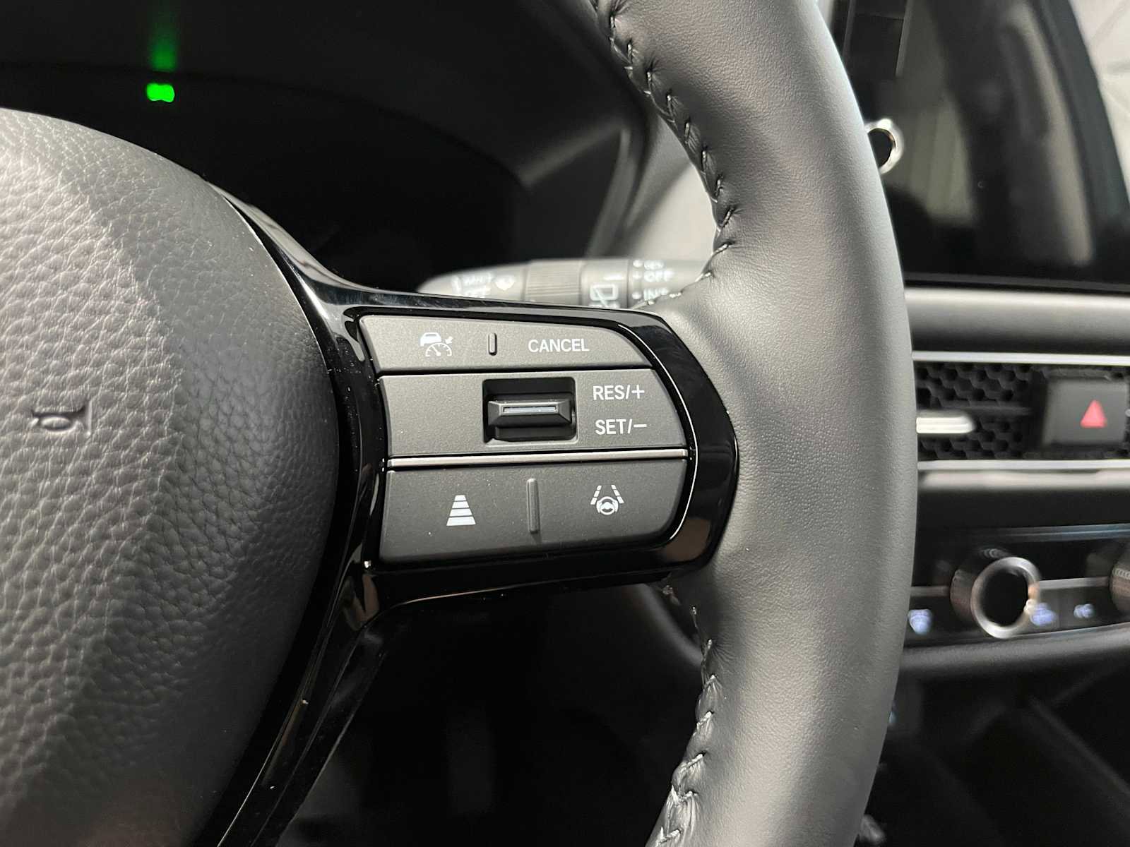 New 2026 Honda HR-V EX-L image 18
