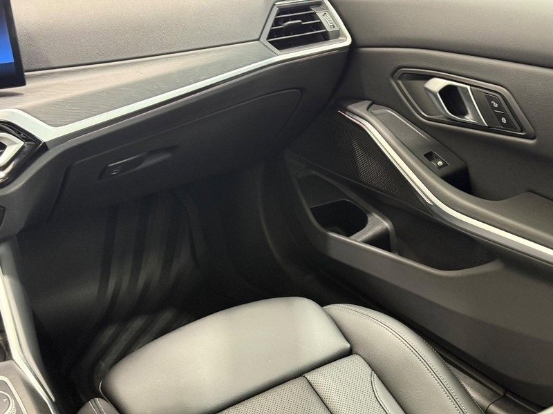 Used 2024 BMW 330i xDrive Sedan w/ Premium Package image 13