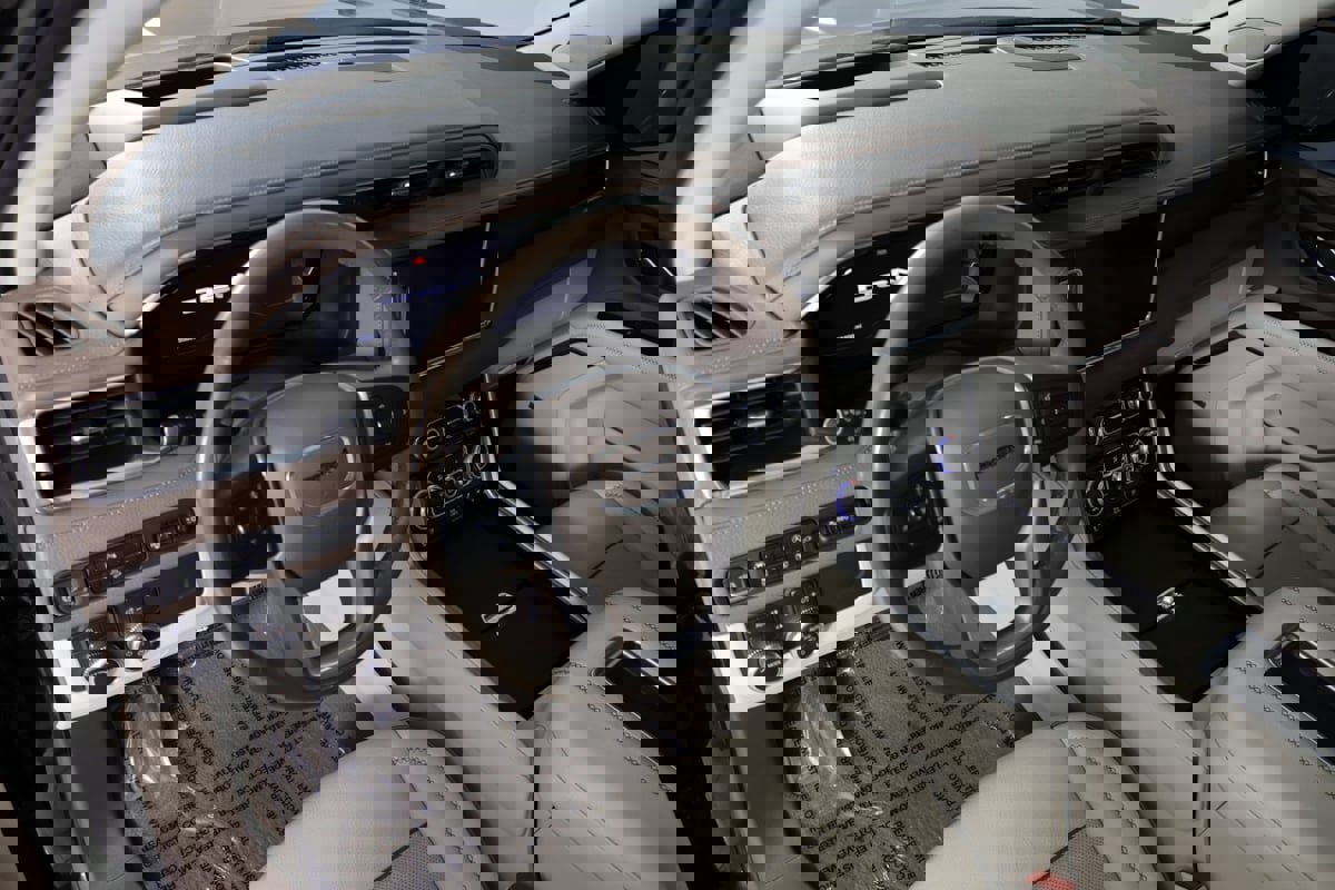 Used 2022 GMC Yukon Denali image 23