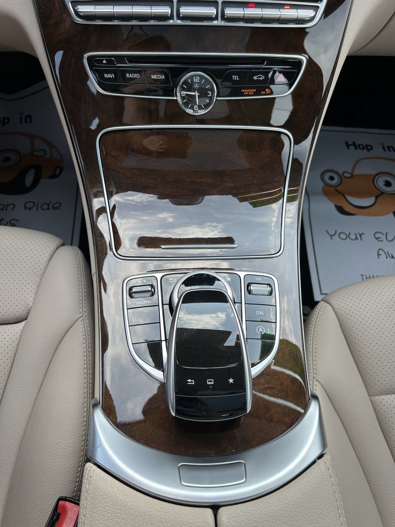 Used 2015 Mercedes-Benz C 300 4MATIC Sedan image 12