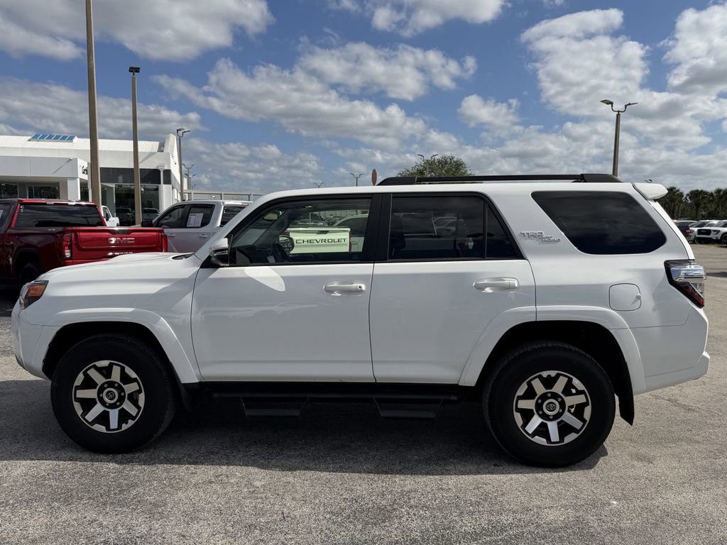 Used 2024 Toyota 4Runner TRD Off-Road Premium w/ Moonroof Package AWD/4WD image 8