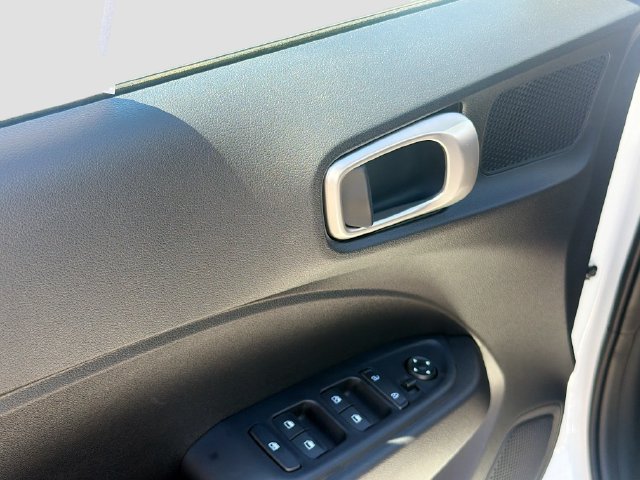 New 2026 Hyundai Venue SEL FWD image 17