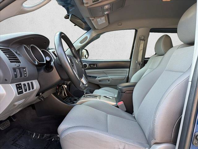 Used 2015 Toyota Tacoma PreRunner w/ TRD Sport Package RWD image 12