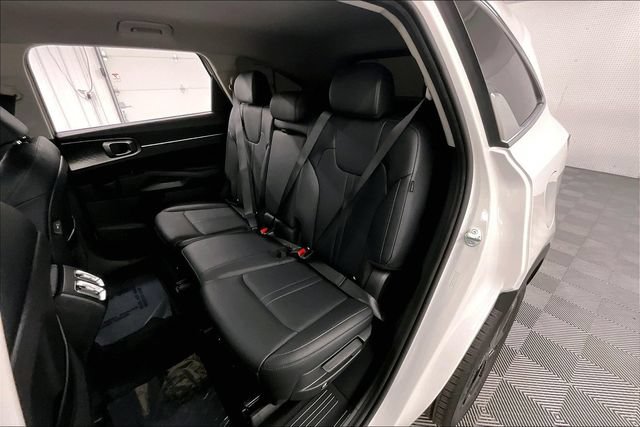 Used 2026 Kia Sorento EX FWD image 24