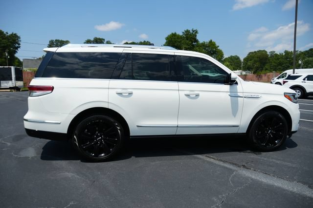 Used 2024 Lincoln Navigator Reserve AWD/4WD image 9