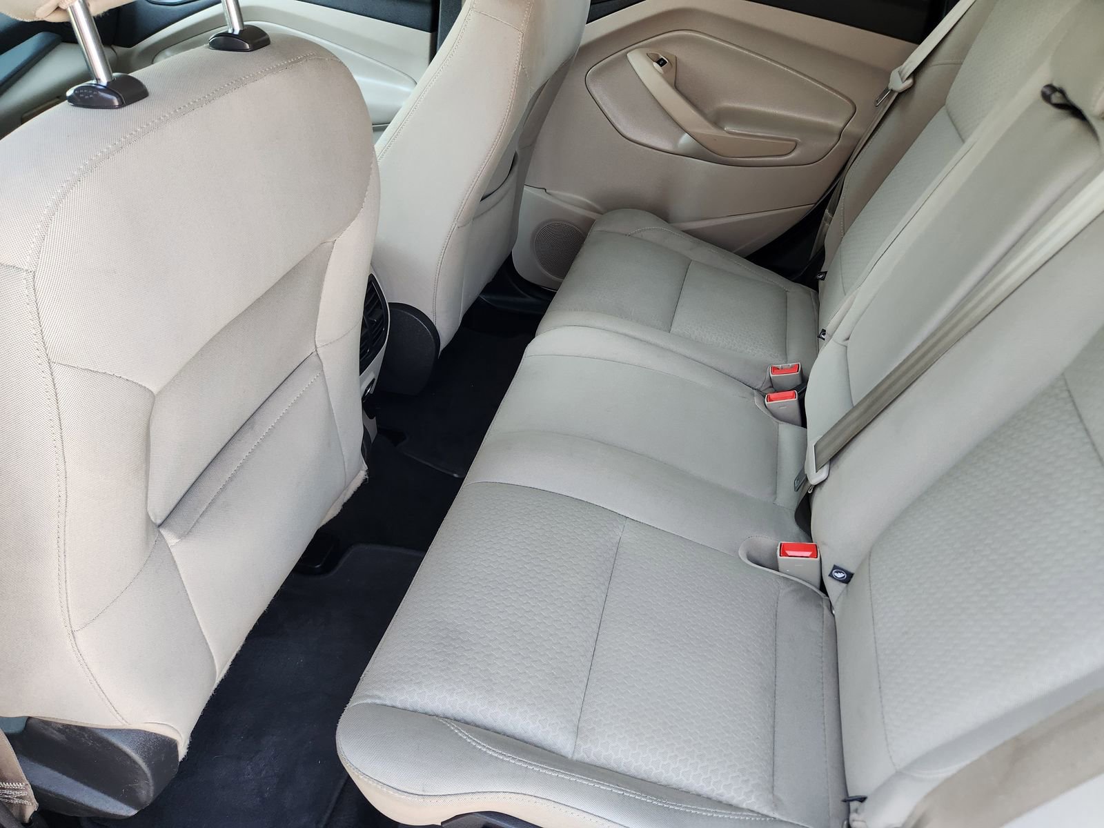 Used 2018 Ford Escape SE image 35