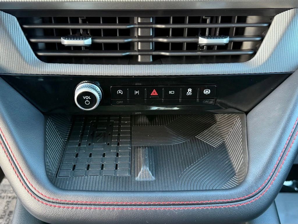 Used 2025 Ford Explorer ST-Line w/ Premium Package image 26