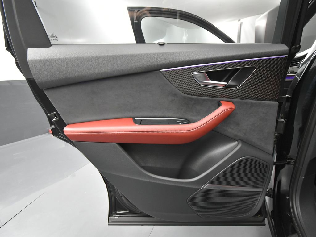 Used 2024 Audi SQ7 Premium Plus image 42