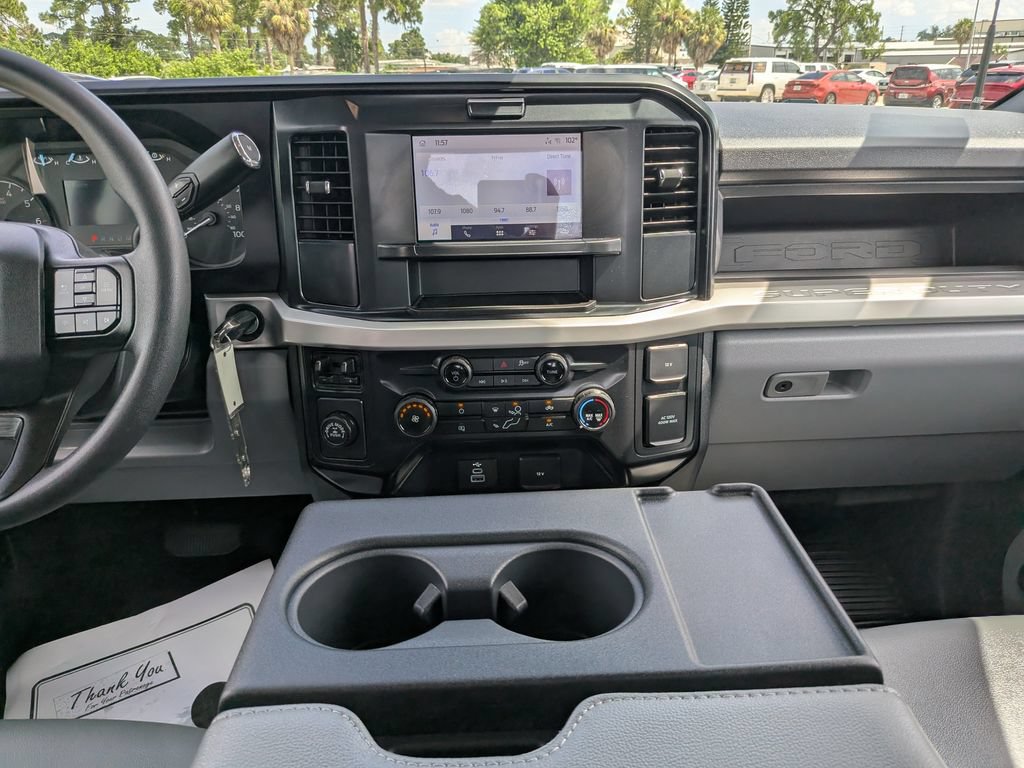 Used 2025 Ford F350 XL w/ XL Chrome Package RWD image 16