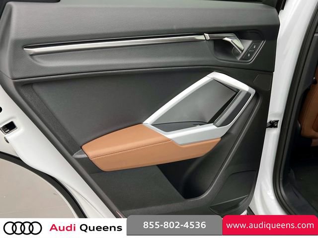 Used 2023 Audi Q3 2.0T Premium w/ Convenience Package AWD/4WD image 11