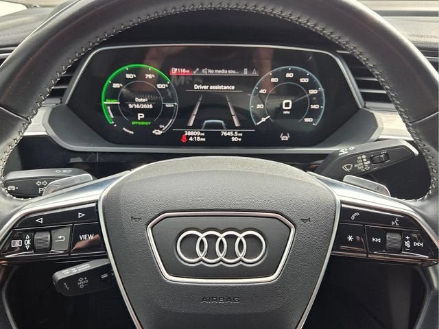 Used 2021 Audi e-tron Premium Plus w/ Premium Plus Package AWD/4WD image 32
