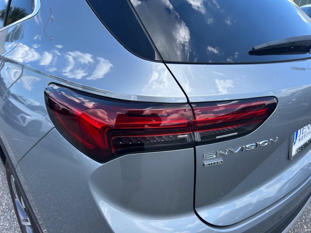 Used 2023 Buick Envision Essence AWD/4WD image 14
