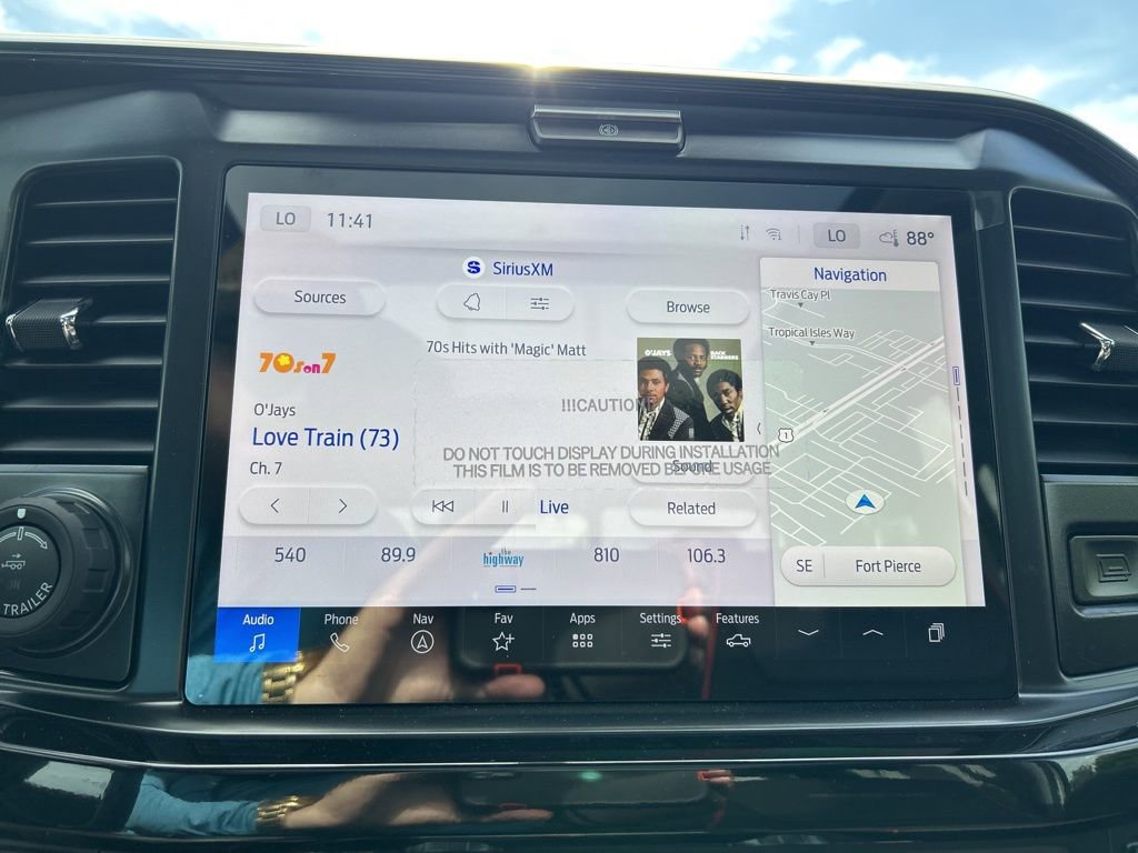 New 2026 Ford F250 Lariat w/ Black Appearance Package image 25