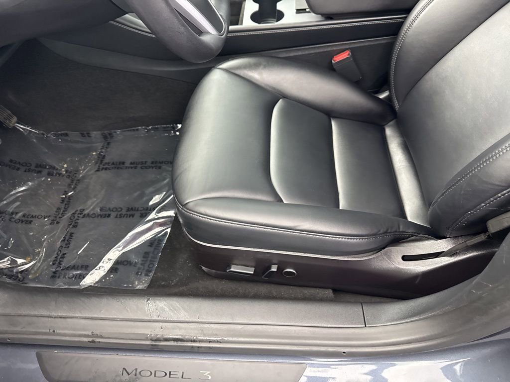 Used 2023 Tesla Model 3 Standard Range image 26